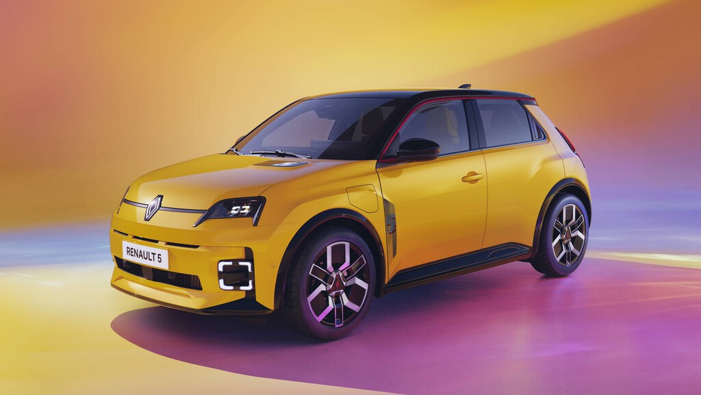 Renault ha lanzado su eléctrico más ochentero: sus dos máximos responsables ya han hecho las maletas